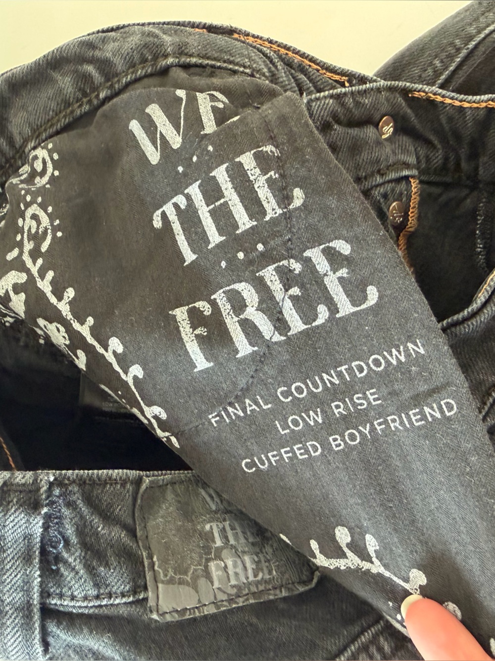 Free People We The Free Jeans Womens 24 Black Final Countdown Low Rise Boyfriend - Picture 4 of 11